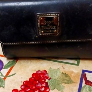 Pre-loved Blk Dooney wallet